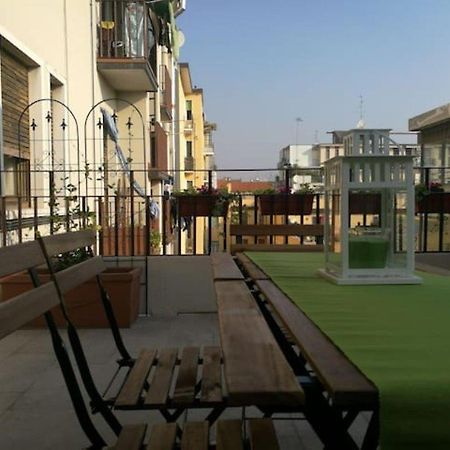 Appartamento Con Grande Terrazzo In Via Lomellina - Lome 527 Mediolan Zewnętrze zdjęcie