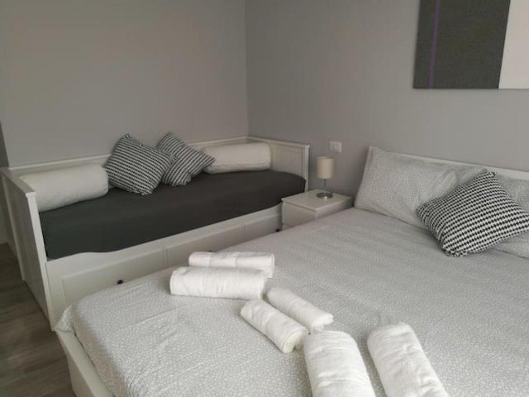 Appartamento Con Grande Terrazzo In Via Lomellina - Lome 527 Mediolan Zewnętrze zdjęcie