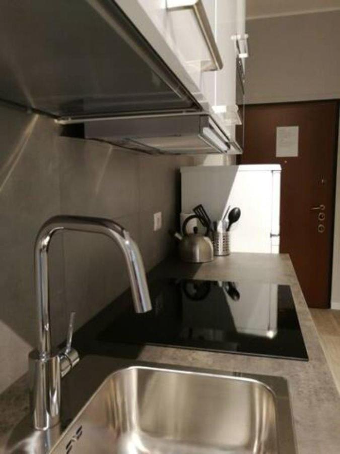 Appartamento Con Grande Terrazzo In Via Lomellina - Lome 527 Mediolan Zewnętrze zdjęcie